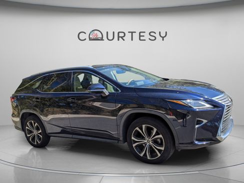 Used 2018 Lexus RX 350L FWD image 9