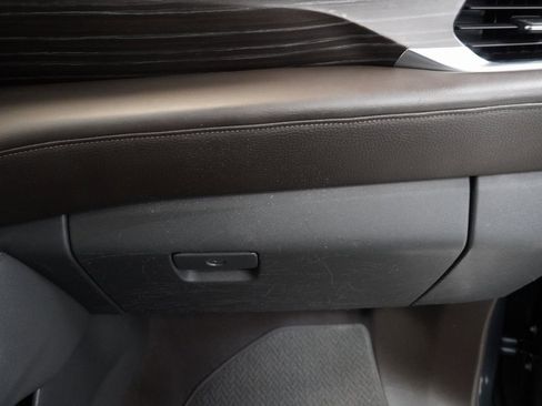 Used 2021 GMC Yukon XL Denali w/ Denali Premium Package image 44