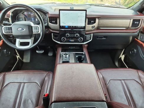 Used 2024 Ford Expedition Max Limited RWD image 21