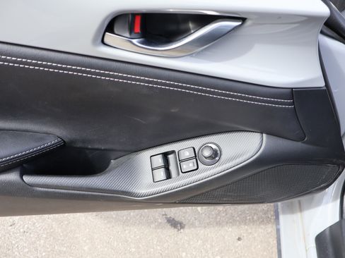 Used 2024 MAZDA MX-5 Miata RF Grand Touring image 19