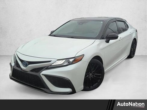 Used 2024 Toyota Camry XSE w/ Navigation Package image 1