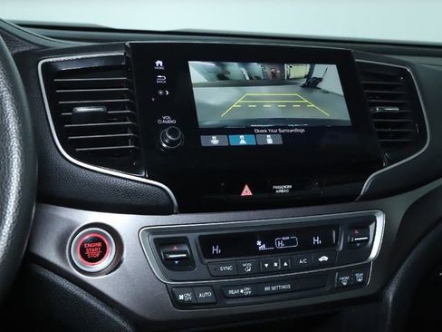 Used 2021 Honda Passport Sport image 25