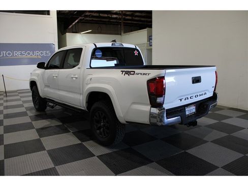 Used 2021 Toyota Tacoma SR5 image 13