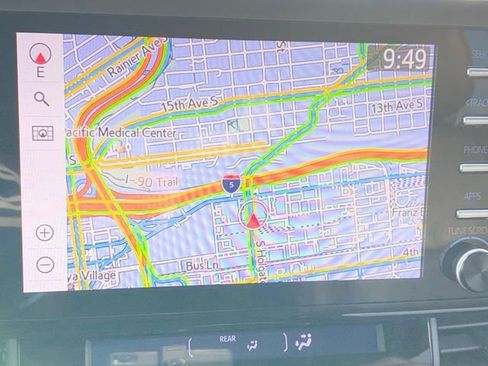 Used 2022 Toyota Sienna Platinum image 15