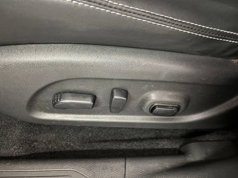 Used 2023 Nissan Murano SV FWD image 9