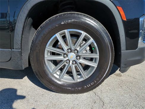 Certified 2023 Chevrolet Traverse LT image 11