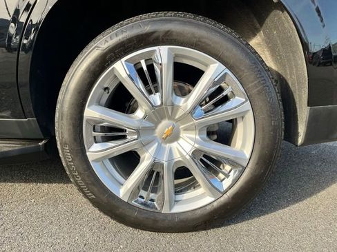 Used 2023 Chevrolet Tahoe High Country w/ Advanced Technology Package AWD/4WD image 15