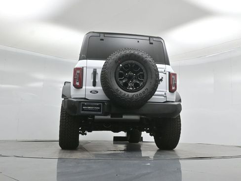 New 2026 Ford Bronco Outer Banks w/ Sasquatch Package image 50