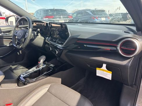 Certified 2024 Chevrolet Trax RS w/ Driver Confidence Package image 37