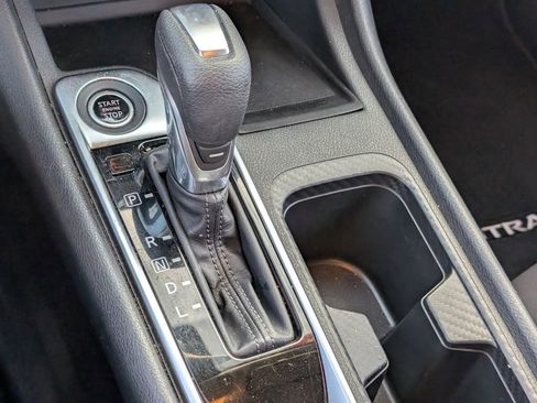 Used 2020 Nissan Sentra S image 24