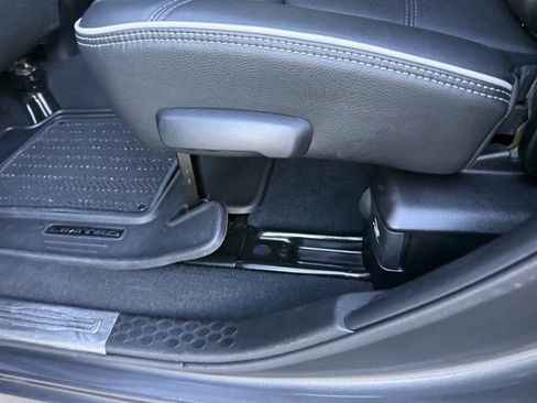 Used 2024 RAM 2500 Limited image 30