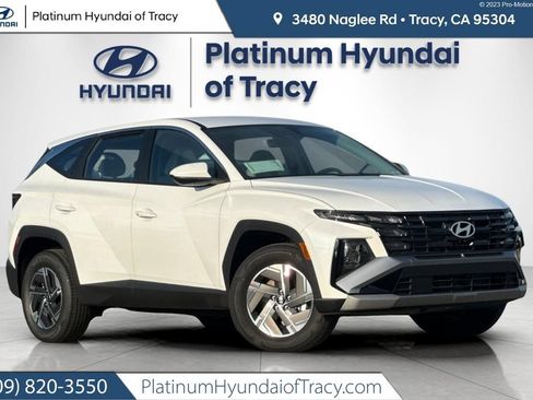 New 2026 Hyundai Tucson Blue SE AWD/4WD image 1