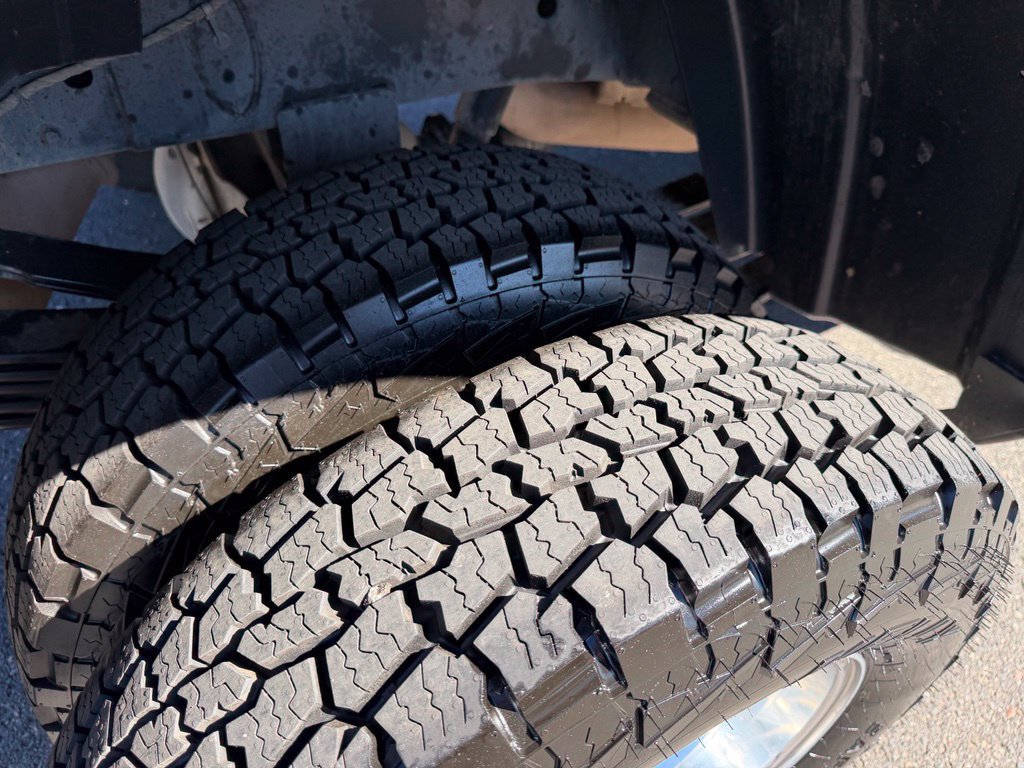 Used 2023 Jeep Wrangler Rubicon w/ Cold Weather Group AWD/4WD image 10