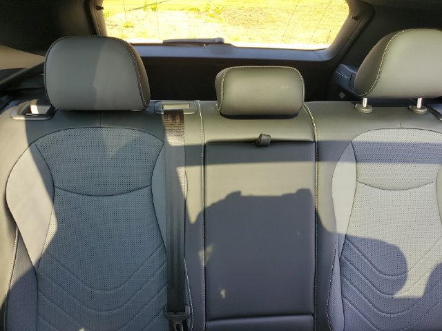 Certified 2025 Volkswagen Tiguan SE R-Line FWD image 11