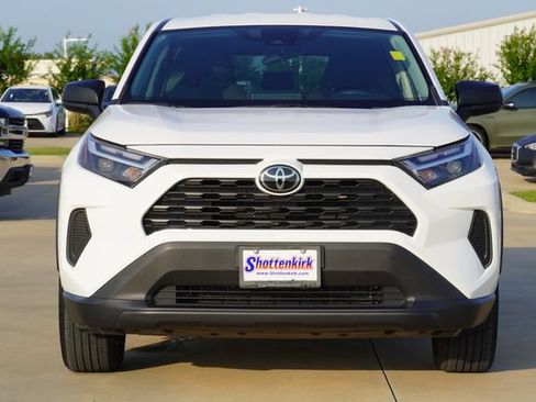 Used 2023 Toyota RAV4 LE FWD image 2