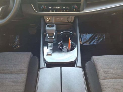 Certified 2023 Nissan Rogue SV image 11