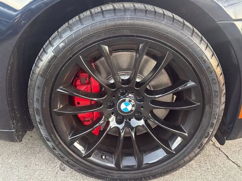 Used 2014 BMW 750Li xDrive AWD/4WD image 30