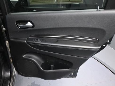 Used 2022 Dodge Durango SXT AWD/4WD image 22