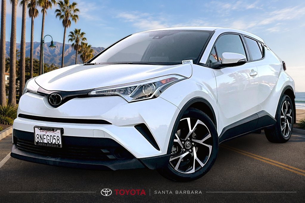 Used 2019 Toyota C-HR XLE FWD image 3