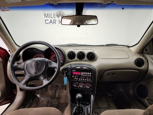 Used 2002 Pontiac Grand Am SE image 3