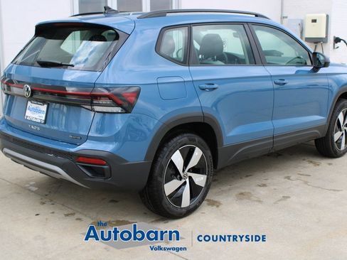 Used 2025 Volkswagen Taos S AWD/4WD image 6