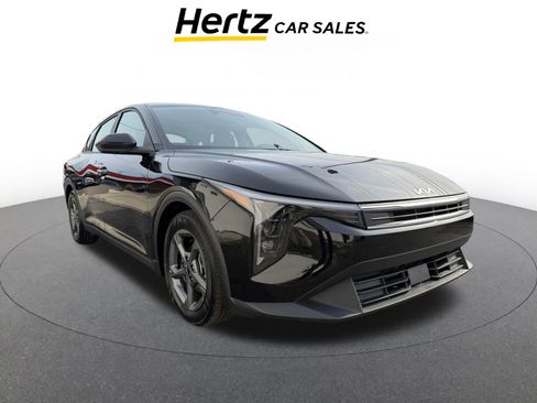 Used 2025 Kia K4 LXS image 1