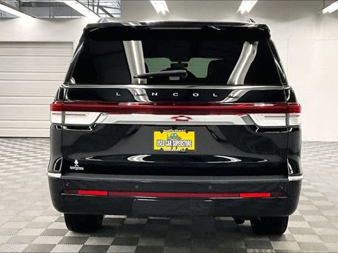 Used 2023 Lincoln Navigator L Reserve w/ Equipment Group 201A image 5