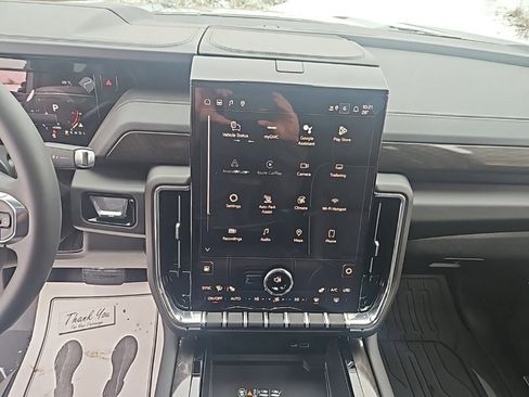 New 2026 GMC Yukon XL Elevation w/ LPO, Get Active Package image 13