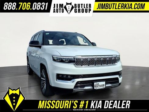 Used 2023 Jeep Grand Wagoneer Series II AWD/4WD image 31