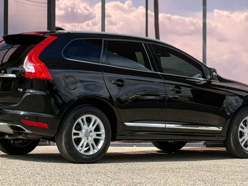 Used 2016 Volvo XC60 T5 Premier FWD image 16