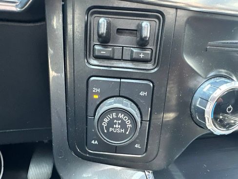 Used 2023 Ford F150 Lariat w/ Equipment Group 502A High AWD/4WD image 27