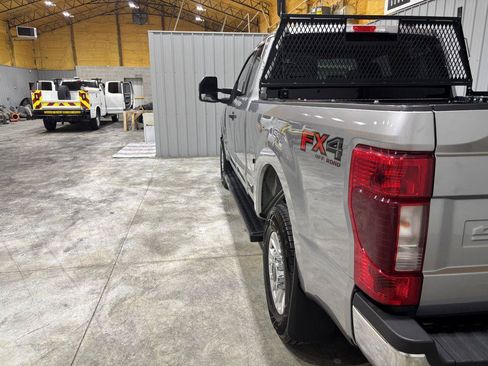 Used 2022 Ford F250 XLT w/ XLT Value Package AWD/4WD image 9