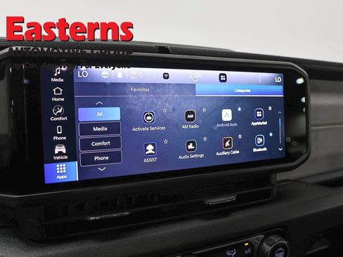 Used 2024 Jeep Wrangler Unlimited AWD/4WD image 19