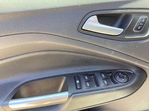Used 2018 Ford Escape SEL w/ Ford Safe & Smart Package FWD image 26