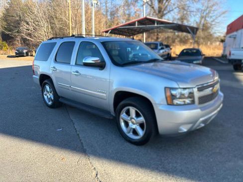 Used 2010 Chevrolet Tahoe LTZ image 2
