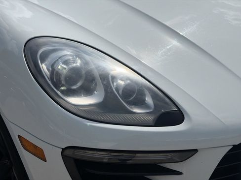 Used 2018 Porsche Macan S AWD/4WD image 35