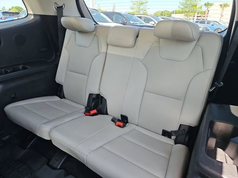 Certified 2022 Kia Telluride SX FWD image 14