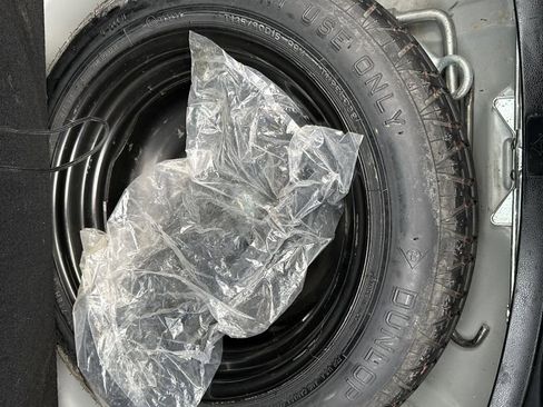 Used 2011 Honda Fit image 16