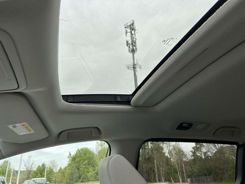 New 2026 Honda Odyssey EX-L image 21