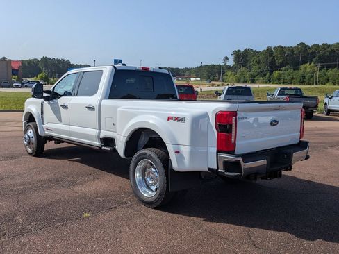 New 2026 Ford F450 Lariat w/ Lariat Ultimate Package AWD/4WD image 6