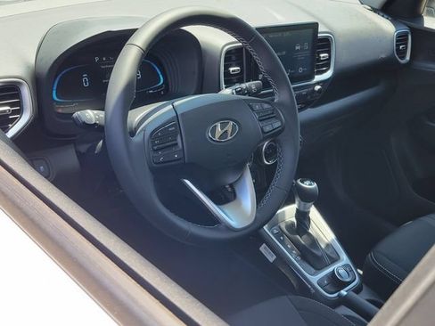 New 2026 Hyundai Venue SEL FWD image 5