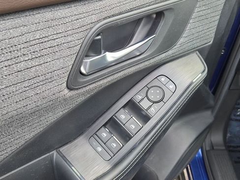 Used 2023 Nissan Rogue SV image 20