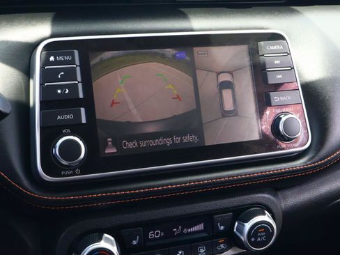 Used 2020 Nissan Kicks SR w/ SR Premium Package FWD image 24