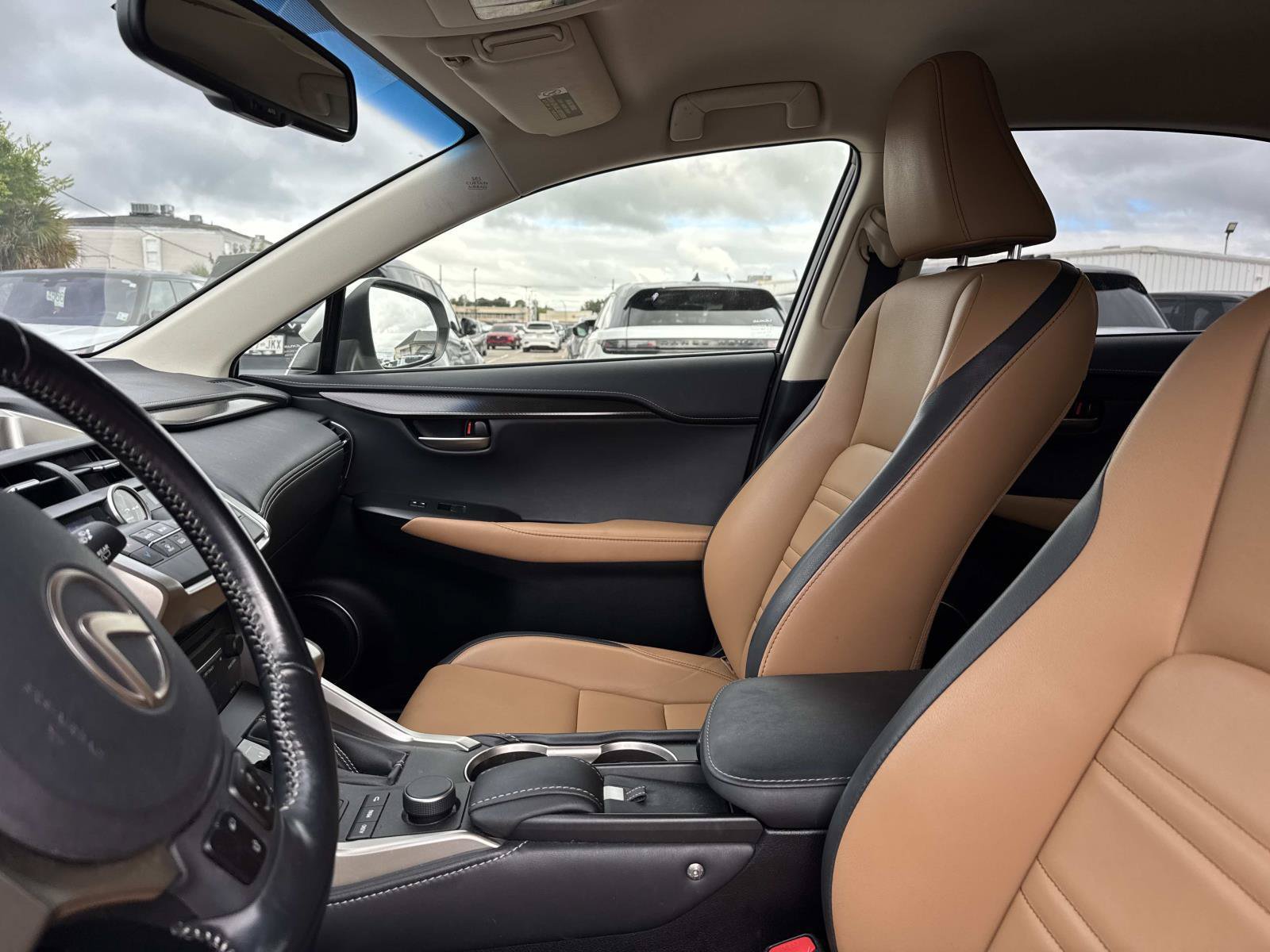 Used 2016 Lexus NX 200t FWD image 15