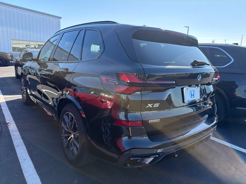 Used 2024 BMW X5 xDrive50e w/ M Sport Package AWD/4WD image 2