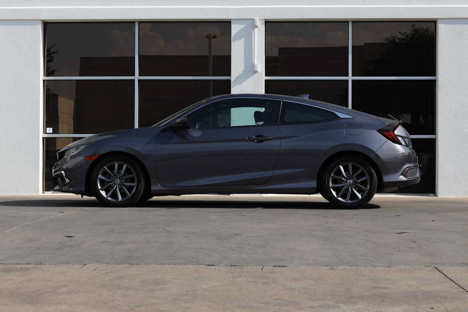 Used 2019 Honda Civic EX image 12