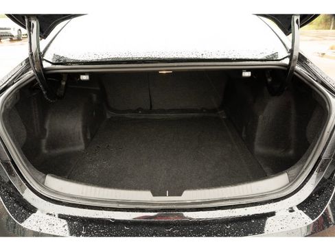 Used 2024 Chevrolet Malibu LT image 14