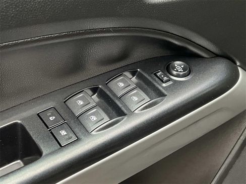 Used 2020 Chevrolet Colorado LT w/ Colorado RST Special Edition image 14