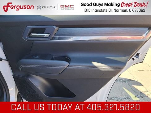 New 2027 GMC Terrain Elevation w/ Elevation Premium Package FWD image 39