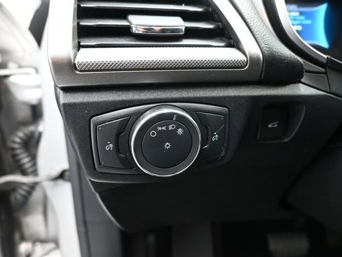 Certified 2019 Ford Fusion SE FWD image 12